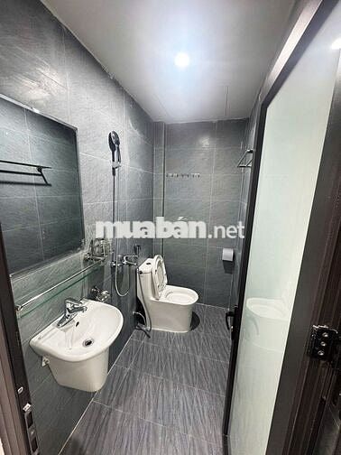 Bán nhà riêng tại Ngõ 1 Bùi Xương Trạch, 2,05 tỷ, Chính chủ chỉ với