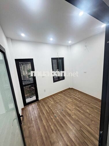 Bán nhà riêng tại Ngõ 1 Bùi Xương Trạch, 2,05 tỷ, Chính chủ chỉ với