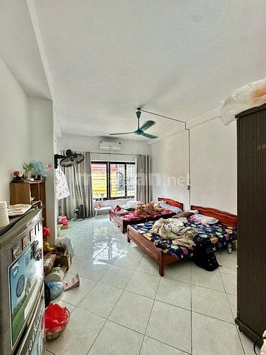  Nhà Tôn Thất Tùng ngõ thông kinh doanh, Dt 45m2, 6t, mt 4m, 9.5 tỷ.