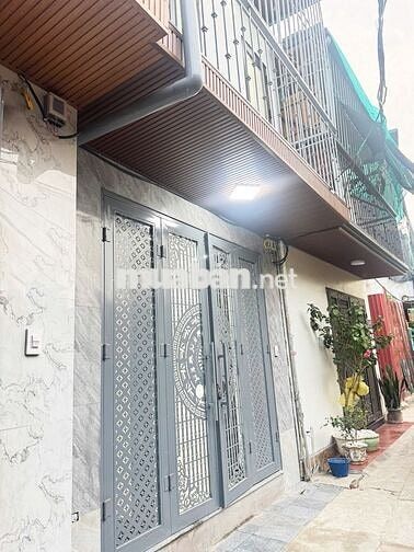 Bán nhà riêng tại Ngõ 1 Bùi Xương Trạch, 2,05 tỷ, Chính chủ chỉ với