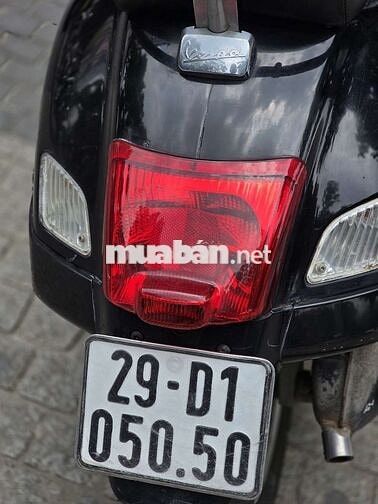 Vespa GTS 125ie 2011 nhập biển 05050