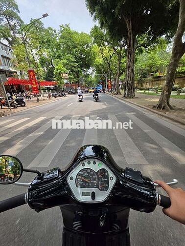 Vespa GTS 125ie 2011 nhập biển 05050