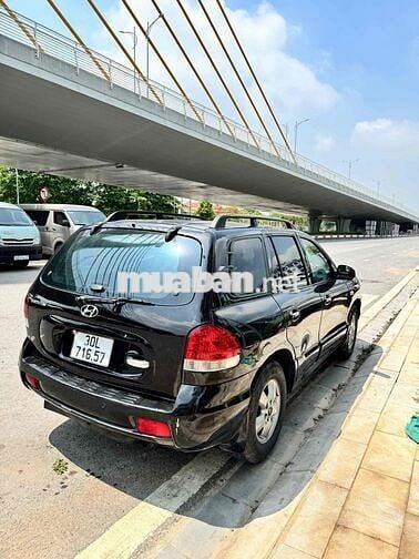 Hyundai Santa Fe Gold 2004 Đen