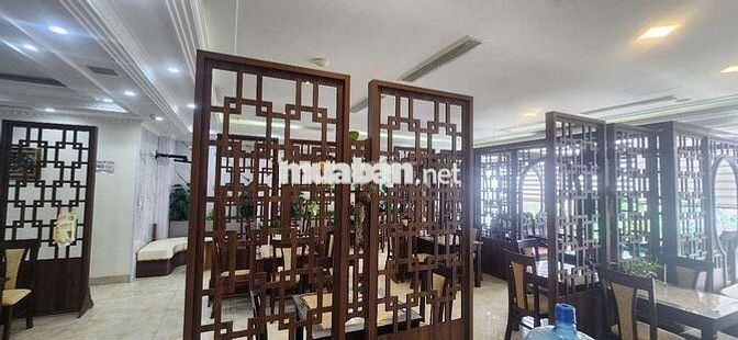 Bán Khách Sạn 11 tầng Hà Kỳ Ngộ - Đà Nẵng