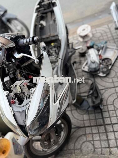 CẦN TUYỂN 2 THỢ CHÍNH SỬA XE