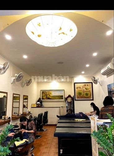 CẮT TÓC NAM ĐỨC QUYỀN CẦN TUYỂN GẤP 02 NỮ NHÂN VIÊN GỘI ĐẦU DƯỠNG SINH