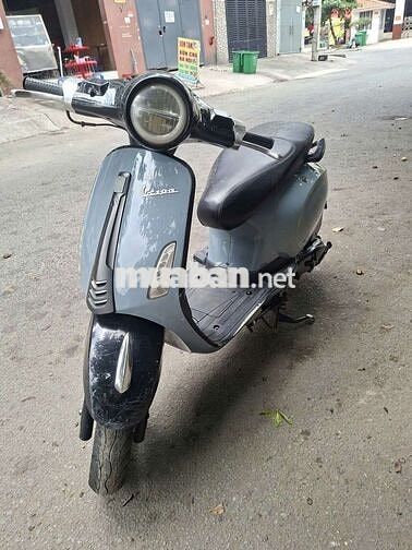 vespa 50cc giấy tờ đầy đủ. Máy zin bao êm 