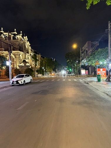 Bán nhà Mặt tiền kinh doanh đường 32, Khu Tên Lửa, Phường An Lạc