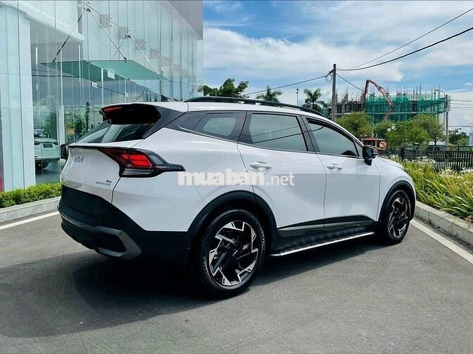 Kia Sportage Signature Trắng