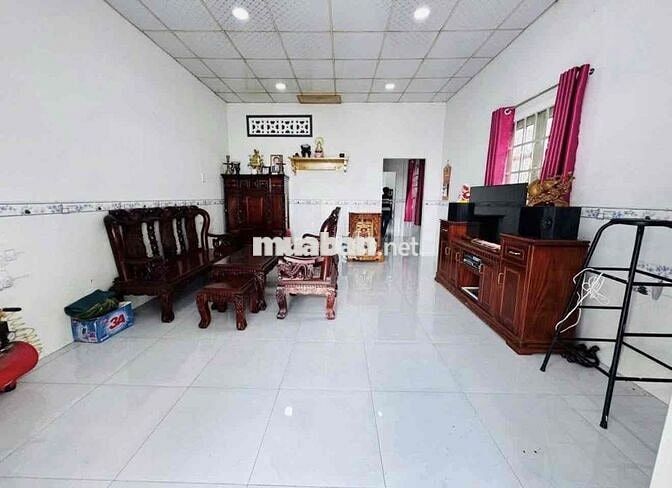 CẦN BÁN NHÀ VƯỜN SẦU RIÊNG 3000m2 / 300 TRIỆU