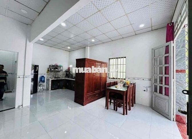 CẦN BÁN NHÀ VƯỜN SẦU RIÊNG 3000m2 / 300 TRIỆU