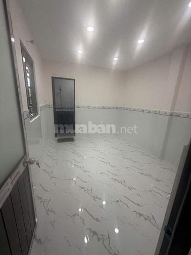 Nhà mới ở liền 3 Tầng đúc Ụ CÂY P10Q8 cách mt 1 căn 