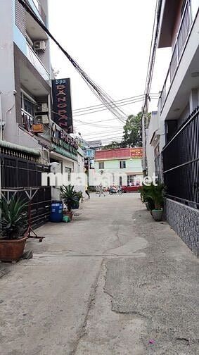 Nhà Dĩ An 2.85 Tỷ Hẻm Xe Hơi  đường Bùi Thị Xuân. p. Tân Đông Hiệp