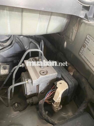 Toyota Innova 2.0G 2012 Bạc