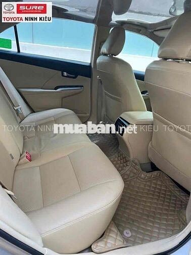 Toyota Camry 2017 Vàng Cát 130.000 km
