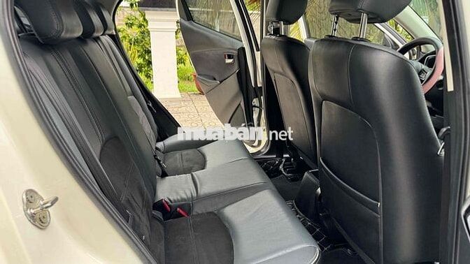 Mazda 2 Luxury 2022 Sedan Trắng 99.000km