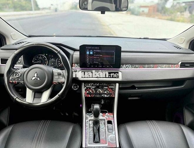 Mitsubishi Xpander Premium 2024 Đen