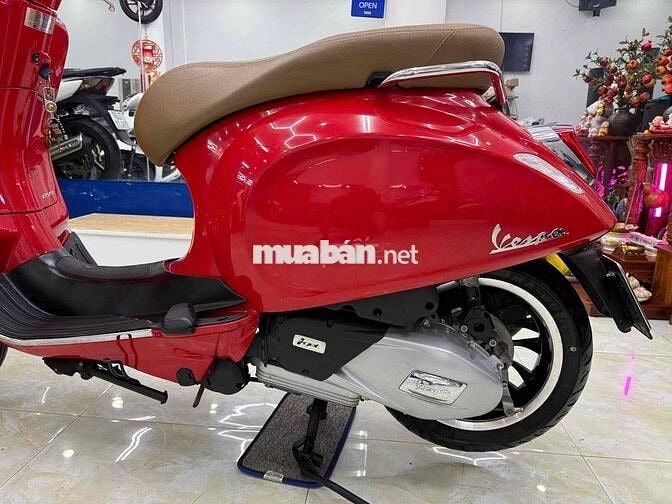 Piaggio Vespa iget abs 2020Đỏ
