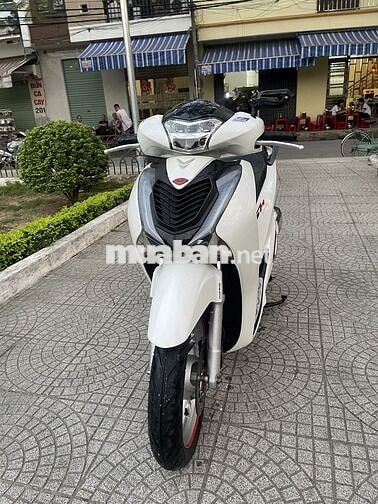 Honda SH 125 CBS 2018 Trắng 33908 km