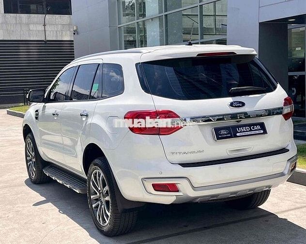 Ford Everest Titanium 4x2 2020