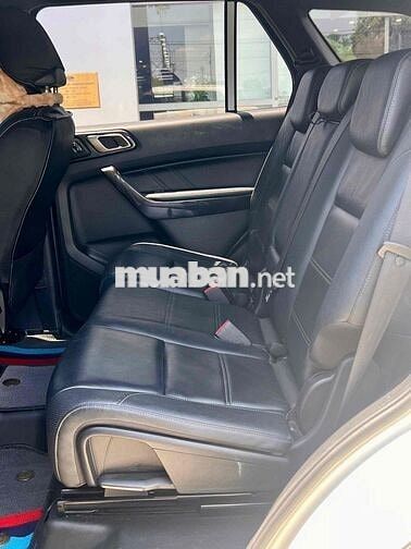 Ford Everest Titanium 4x2 2020