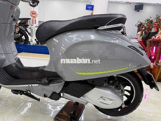 Piaggio Vespa Sprint Iget ABS 2023 Xám