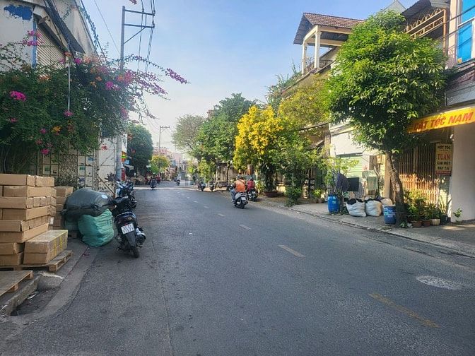  Nhà 2 mặt tiền Tam Châu Tam Phú Thủ Đức 9tỷ/80m2.