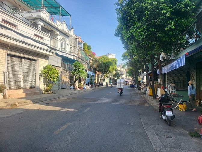  Nhà 2 mặt tiền Tam Châu Tam Phú Thủ Đức 9tỷ/80m2.