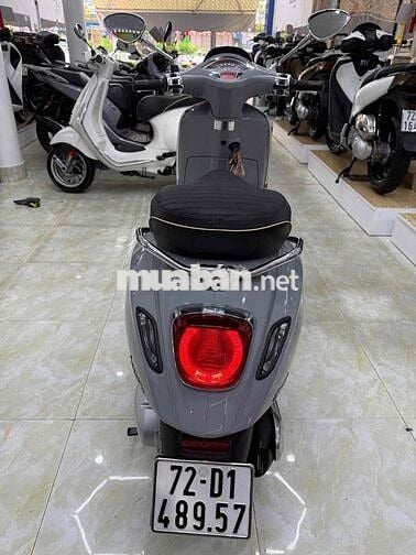 Piaggio Vespa Sprint Iget ABS 2023 Xám