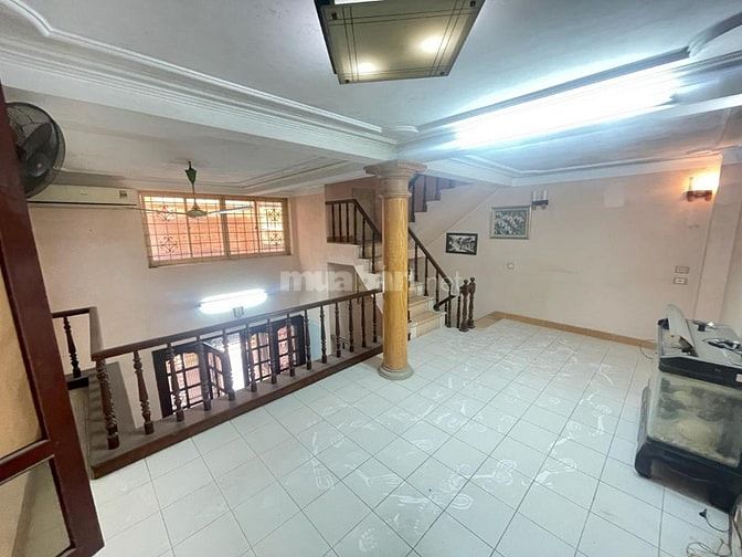 bán nhà phố Vọng, Hai Bà Trưng 40m, 5 tầng. Giá: 15.5 tỷ