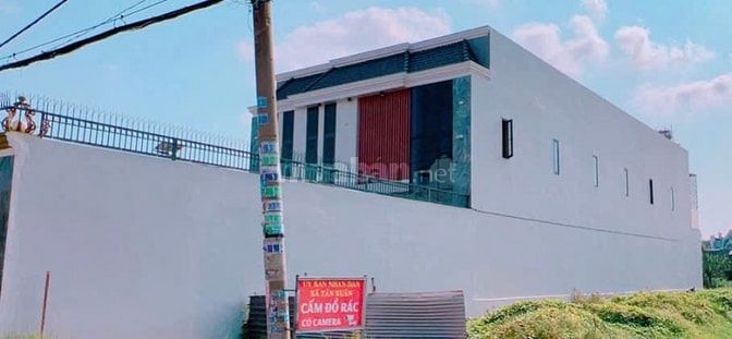 BÁN XƯỞNG MỚI XÂY MẶT TIỀN ẤP ĐÌNH 2, CÁCH LÊ THỊ HÀ 150M, ĐT 12x50M