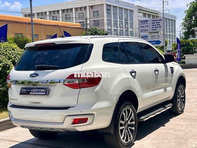 Ford Everest Titanium 4x2 2020