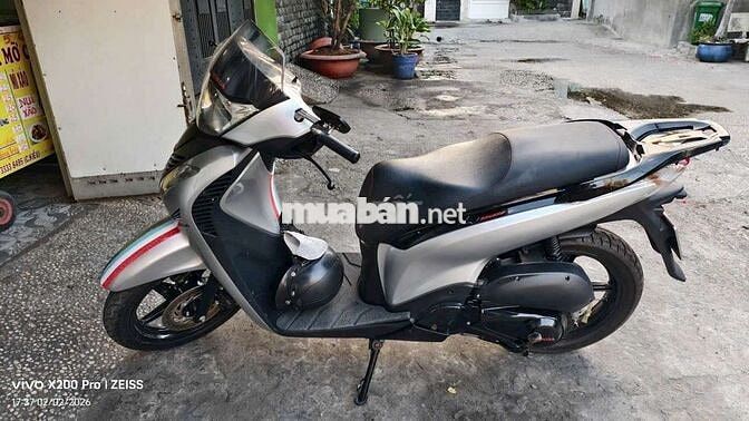 Honda SH ý 150 Bạc