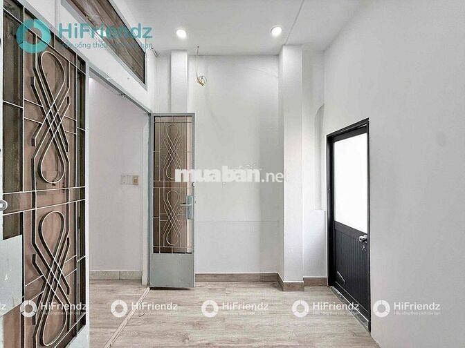 DUPLEX BAN CÔNG TÁCH BẾP NGAY HOÀNG SA TRƯỜNG SA - LÊ VĂN SỸ