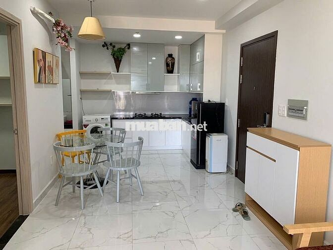 Sẵn căn 2PN full nội thất đẹp, ở liền Charm city