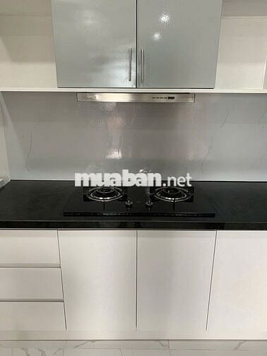 Sẵn căn 2PN full nội thất đẹp, ở liền Charm city