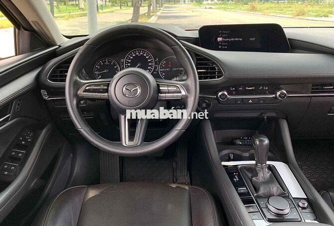 Mazda 3 Luxury 2022