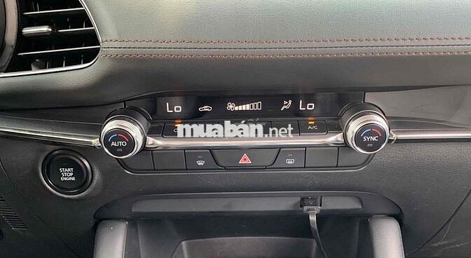 Mazda 3 Luxury 2022