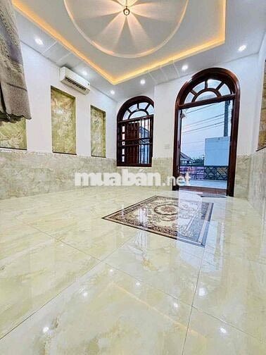 Bán nhà Mặt Tiền Đường Nguyễn Ảnh Thủ, Quận 12, TP.HCM