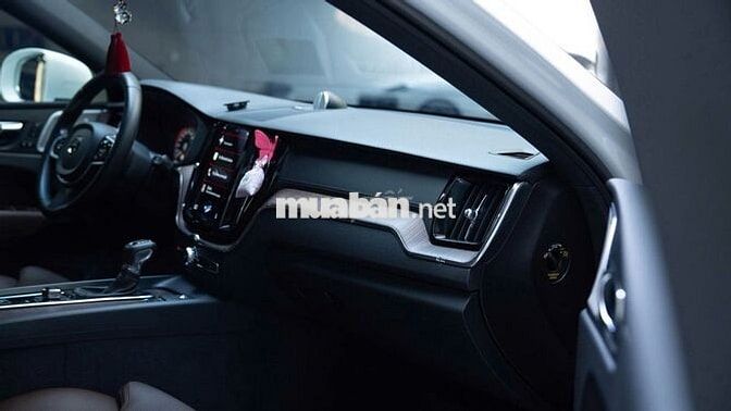 Volvo XC 60 Q2 HCM- 1ty6 - không thương lượng
