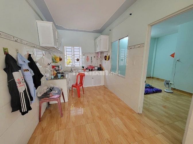 Bán đất tặng nhà 91.5m2 4,5tỷ bề ngang khủng 6,5m, hẻm ô tô thông