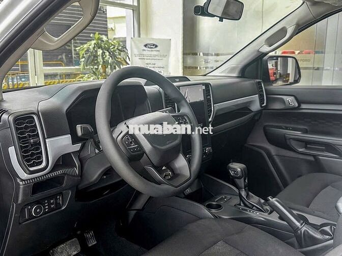 Ranger XLS 1 cầu xe sẵn đủ màu giao ngay+ quà tặng