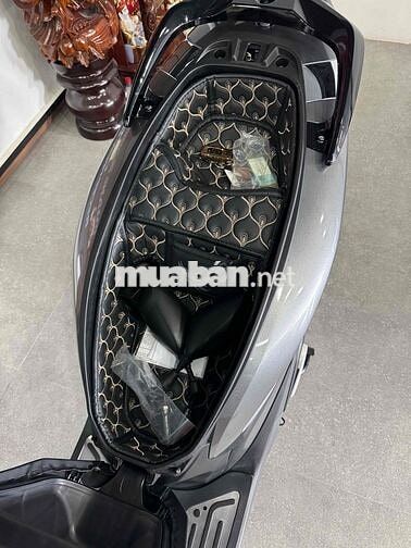 SH160 Abs 2026 Xám titan mới đi 420 km