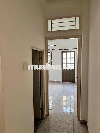 Cho thuê phòng trọ hẻm xe hơi siêu rộng Huỳnh Văn Bánh, Phú Nhuận
