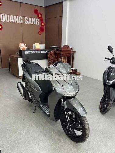 SH160 Abs 2026 Xám titan mới đi 420 km