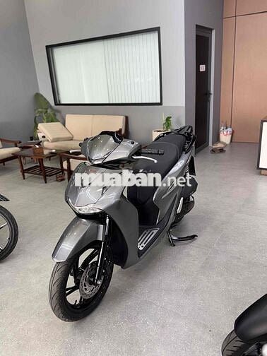 SH160 Abs 2026 Xám titan mới đi 420 km