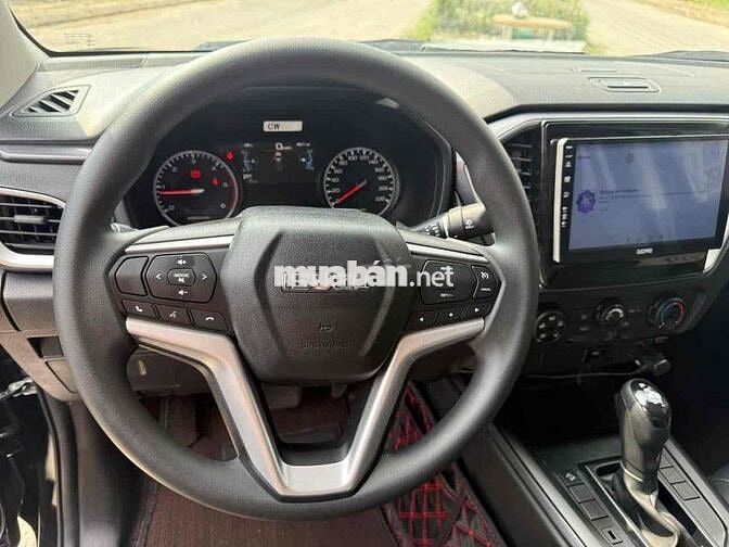 Isuzu D-Max màu Đen 2023 AT 1 cầu