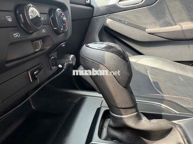 Isuzu D-Max màu Đen 2023 AT 1 cầu