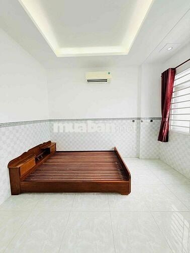 NHÀ ( SẴN NỘI THẤT ) NGAY CHỢ TX21. TRỆT 2 LẦU 4PN 3WC. HẺM XE HƠI