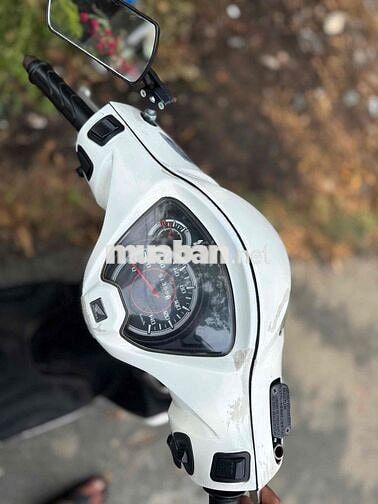 Honda Vision 2016 màu Trắng